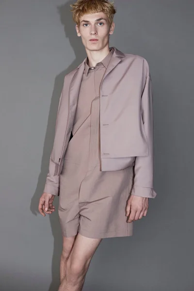 Look 22